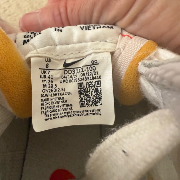 Nike White and Black High-Top Sneakers - Picture 7 of 8